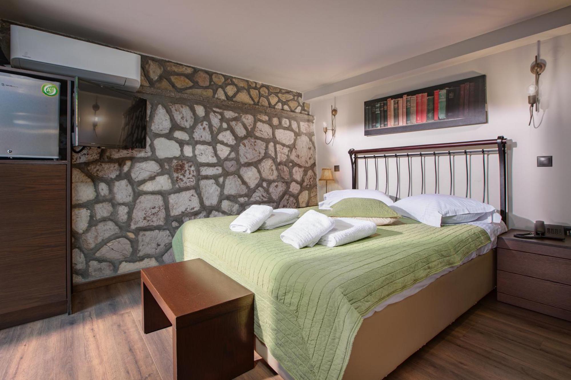 Vintage Suites Trikala Eksteriør bilde