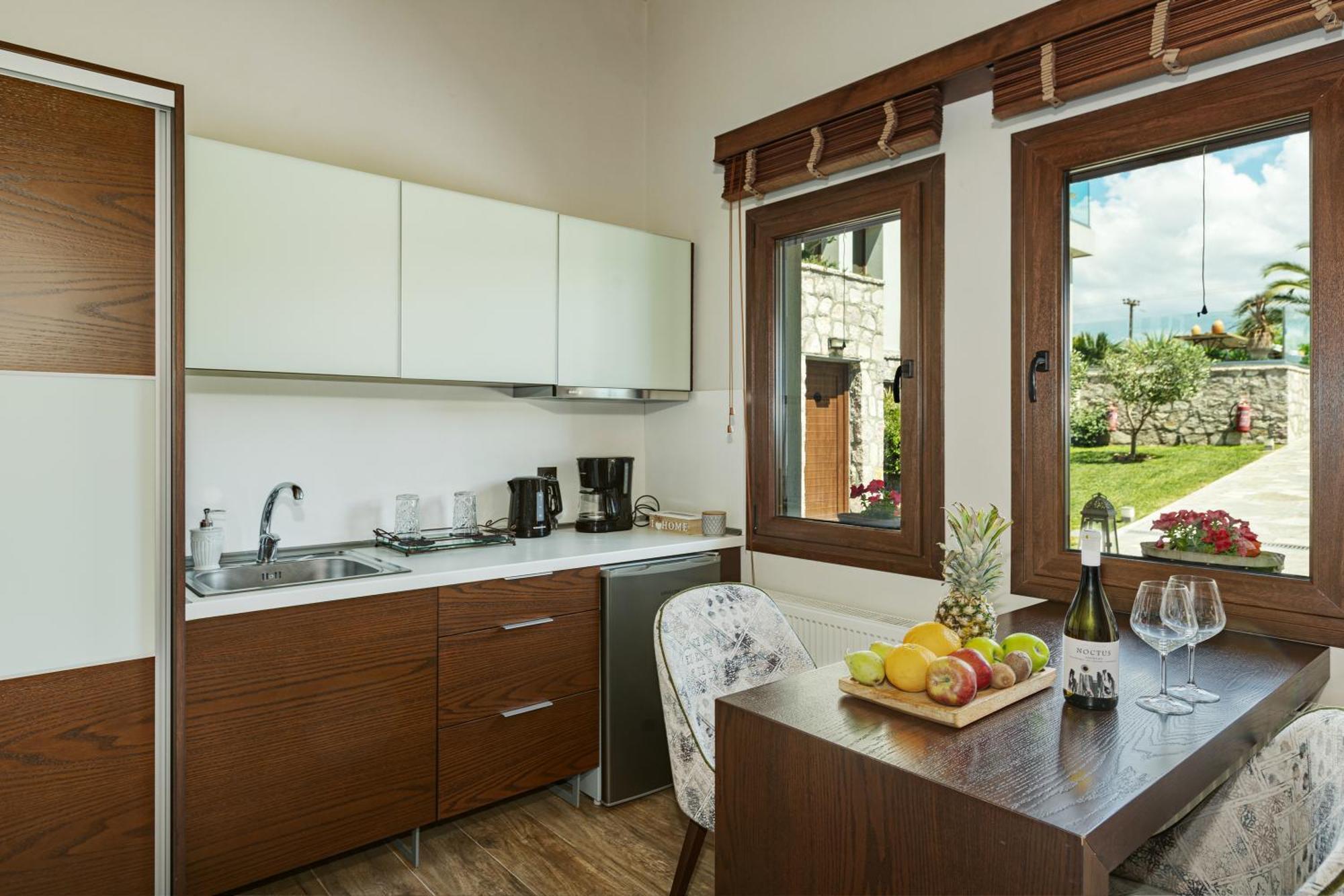Vintage Suites Trikala Eksteriør bilde